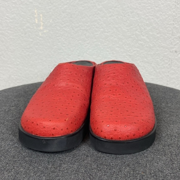 Chicos red textured leather mule - Picture 3 of 7